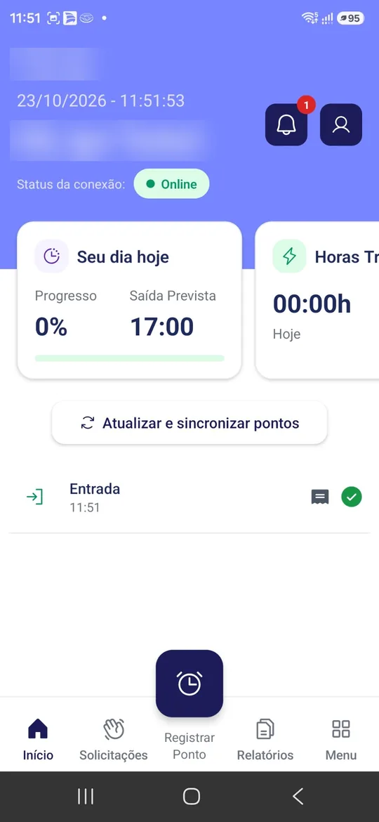 Tela inicial do aplicativo AmexPonto no celular mostrando a entrada registrada às 11:51, com status online