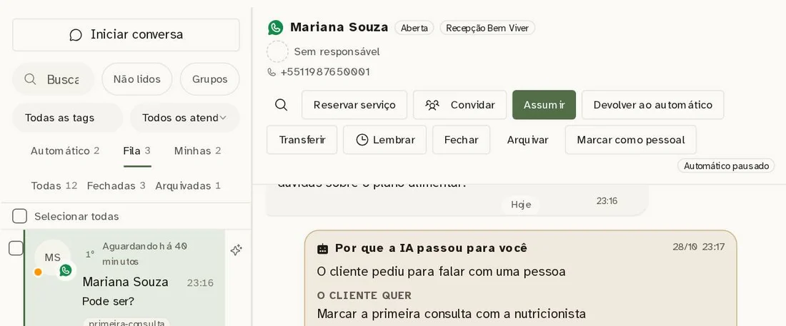 Lista de conversas do Dialoga+ com as abas Automático, Fila e Minhas e uma conversa aberta